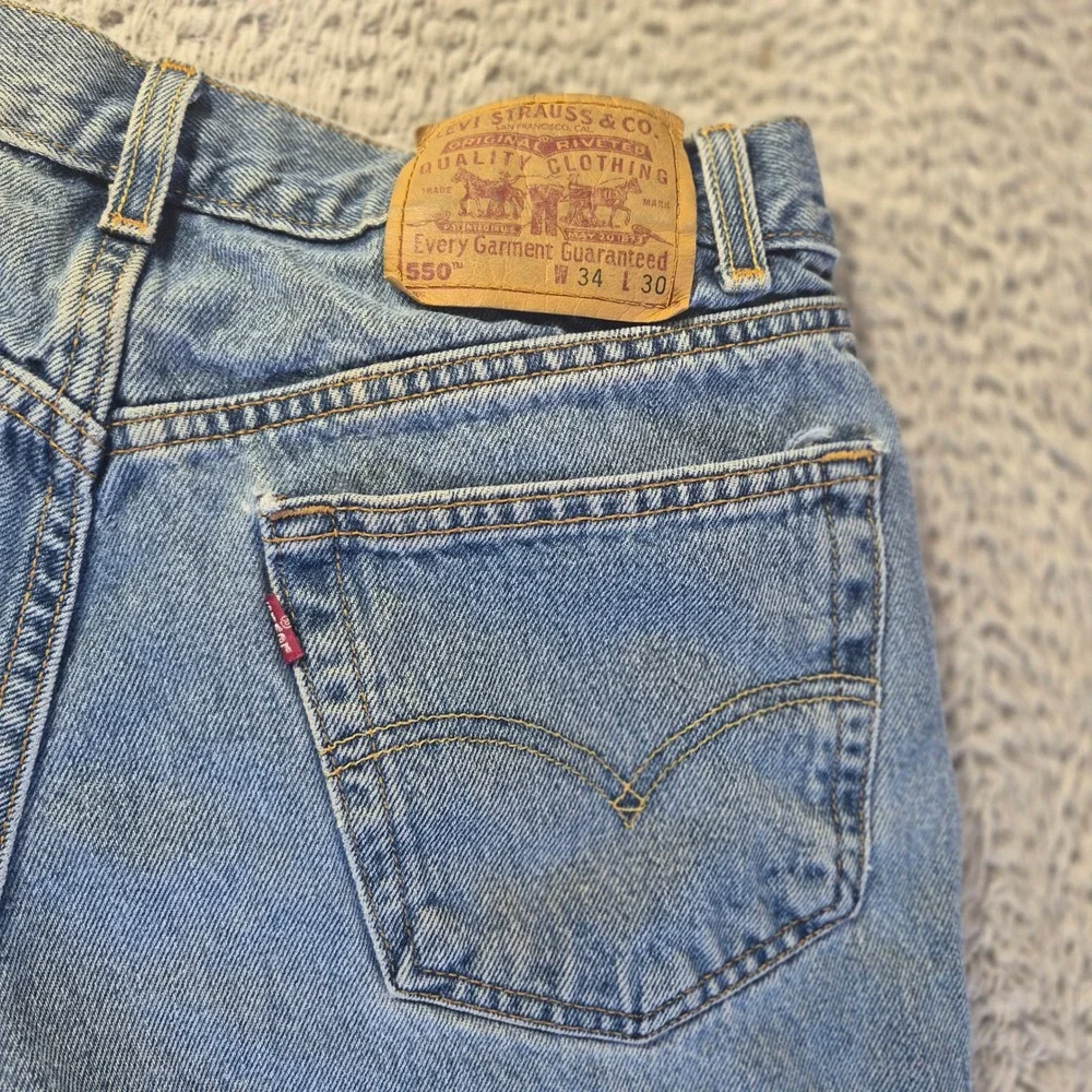 Levi's 550 Relaxed Fit 550-4891 Mens 34x30 Blue Tapered Leg‎ Denim Jeans Casual